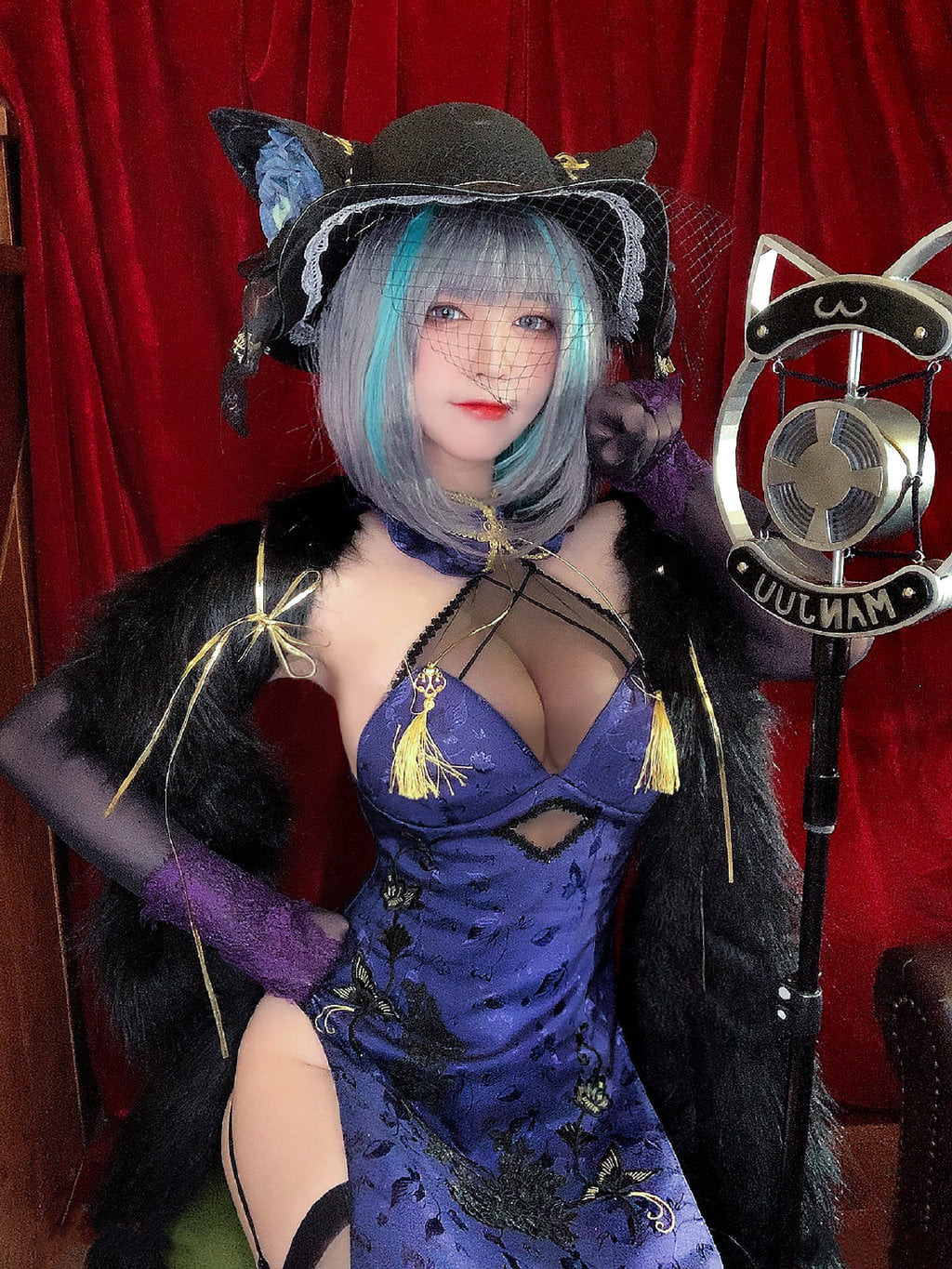 中国Coser《半半子BANBANKO》性感黑丝还原狂堵之渊「蛇喰梦子」！