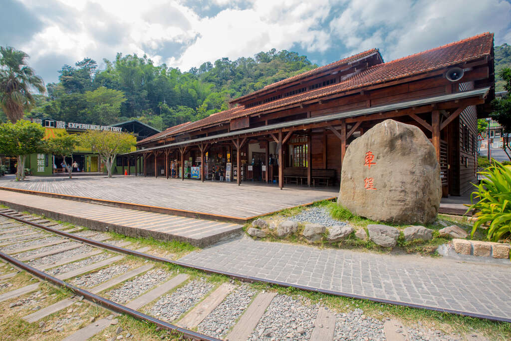 乘载旅客及无数故事！4 个极具特色的台铁车站，穿越时空展现当地文化与昔日