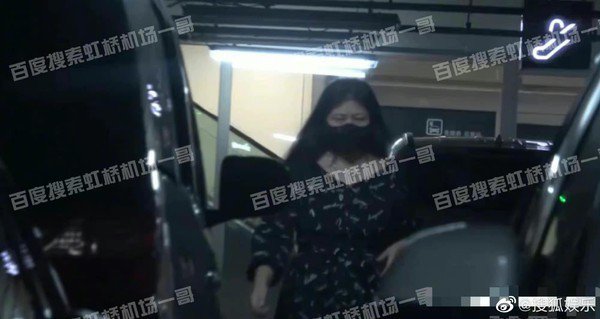 曾传亲手送吴亦凡坐牢 吴漂亮妈妈消失多日憔悴现身