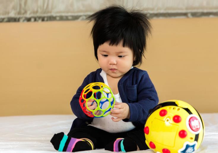 7个月宝宝成长教育指南：关键时期的锻炼与培养